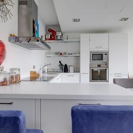 Exquisite Seafront Apart In Spinola Bay St Julians St. Julian's Zewnętrze zdjęcie