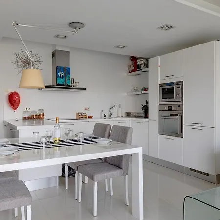 Exquisite Seafront Apart In Spinola Bay St Julians St. Julian's Zewnętrze zdjęcie