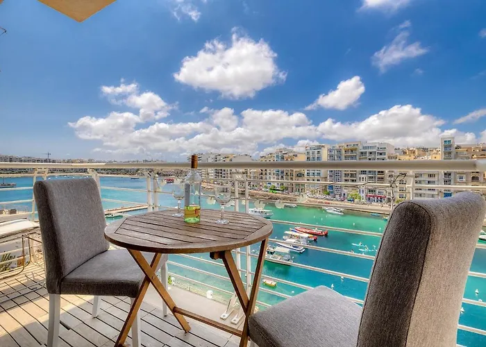 Exquisite Seafront Apart In Spinola Bay St Julians