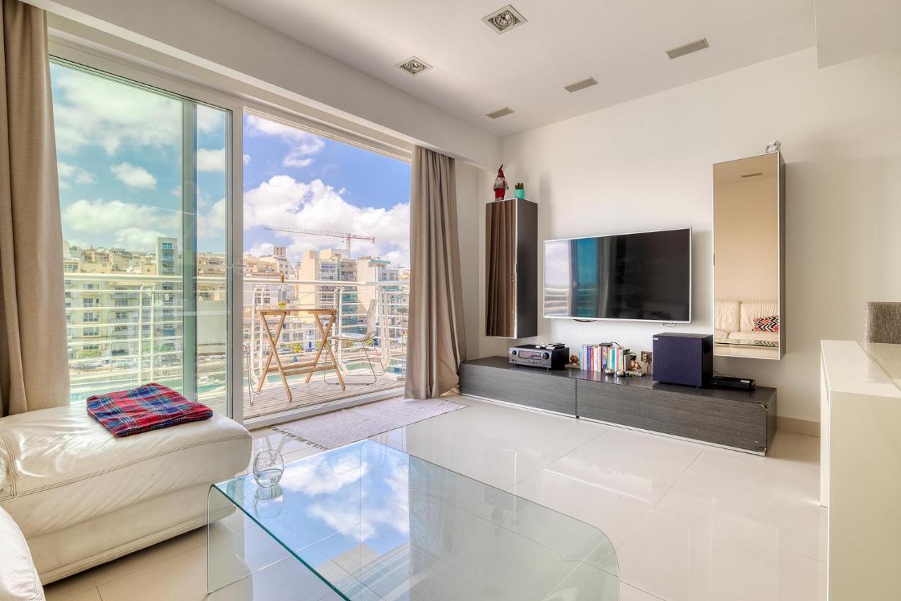 Apartment Exquisite Seafront In Spinola Bay St Julians Saint Julian's