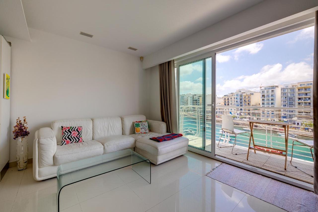 Apartment Exquisite Seafront In Spinola Bay St Julians *