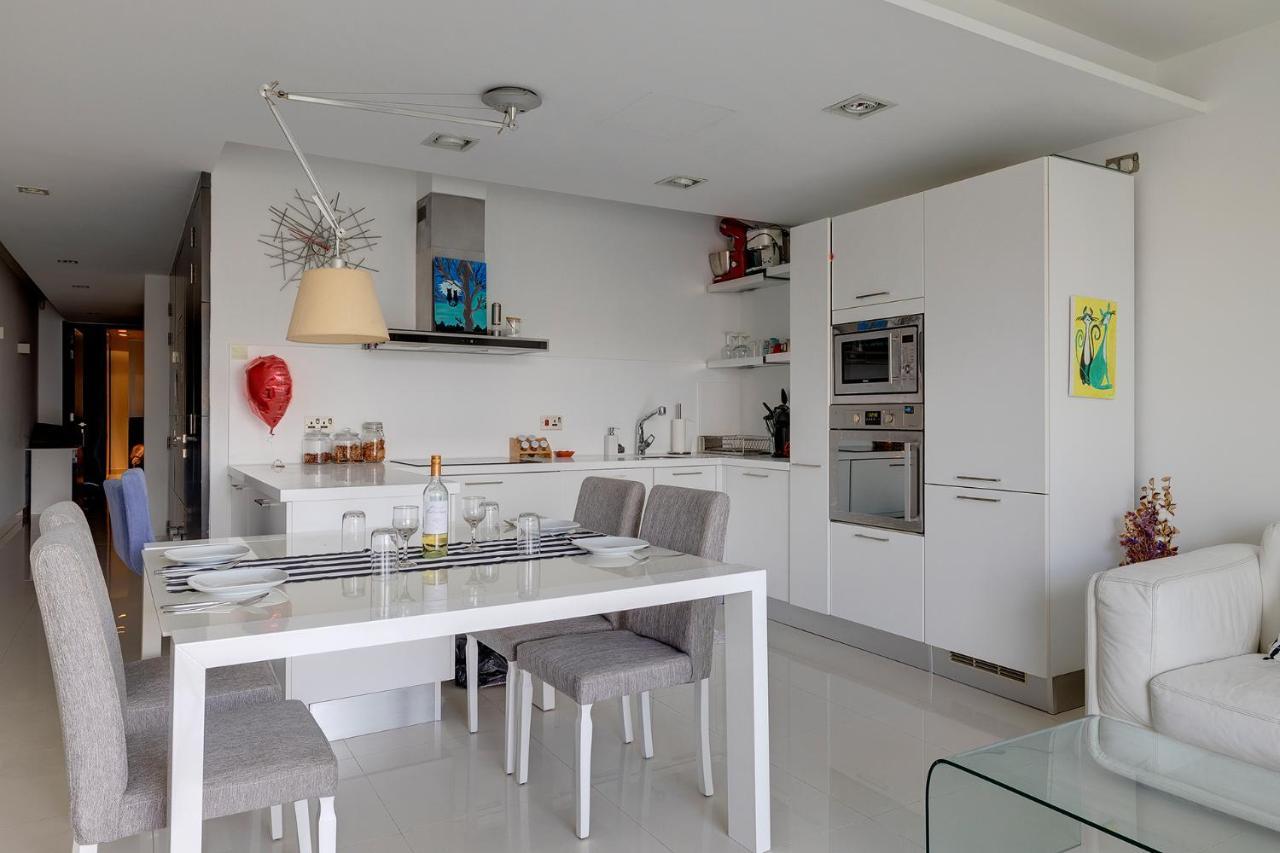 Exquisite Seafront In Spinola Bay St Julians