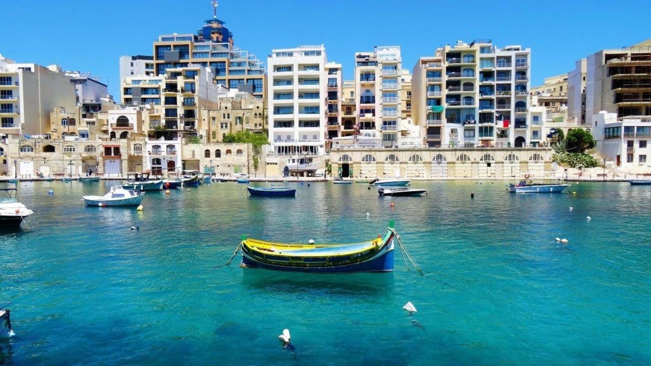 Exquisite Seafront In Spinola Bay St Julians