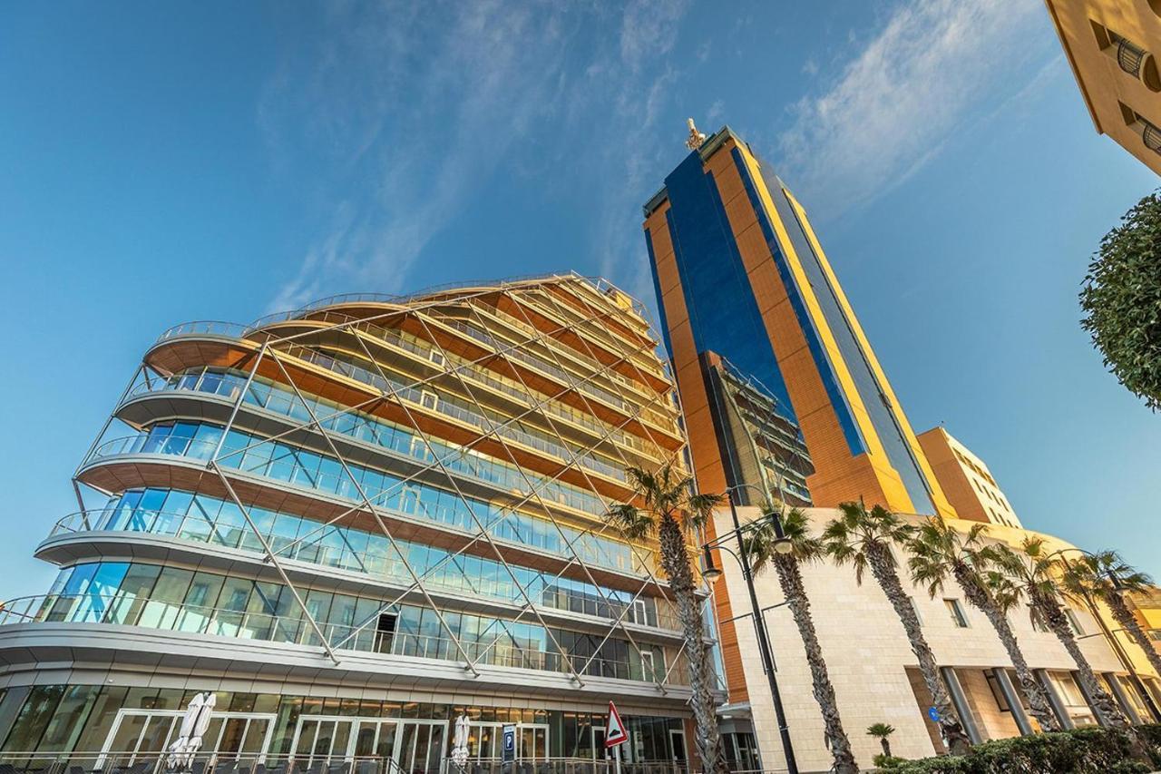 Exquisite Seafront In Spinola Bay St Julians Apartment *