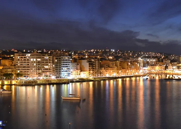 Exquisite Seafront Apart In Spinola Bay St Julians